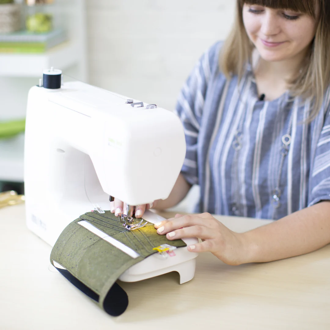 Baby Lock Zest Sewing Machine - Image 4