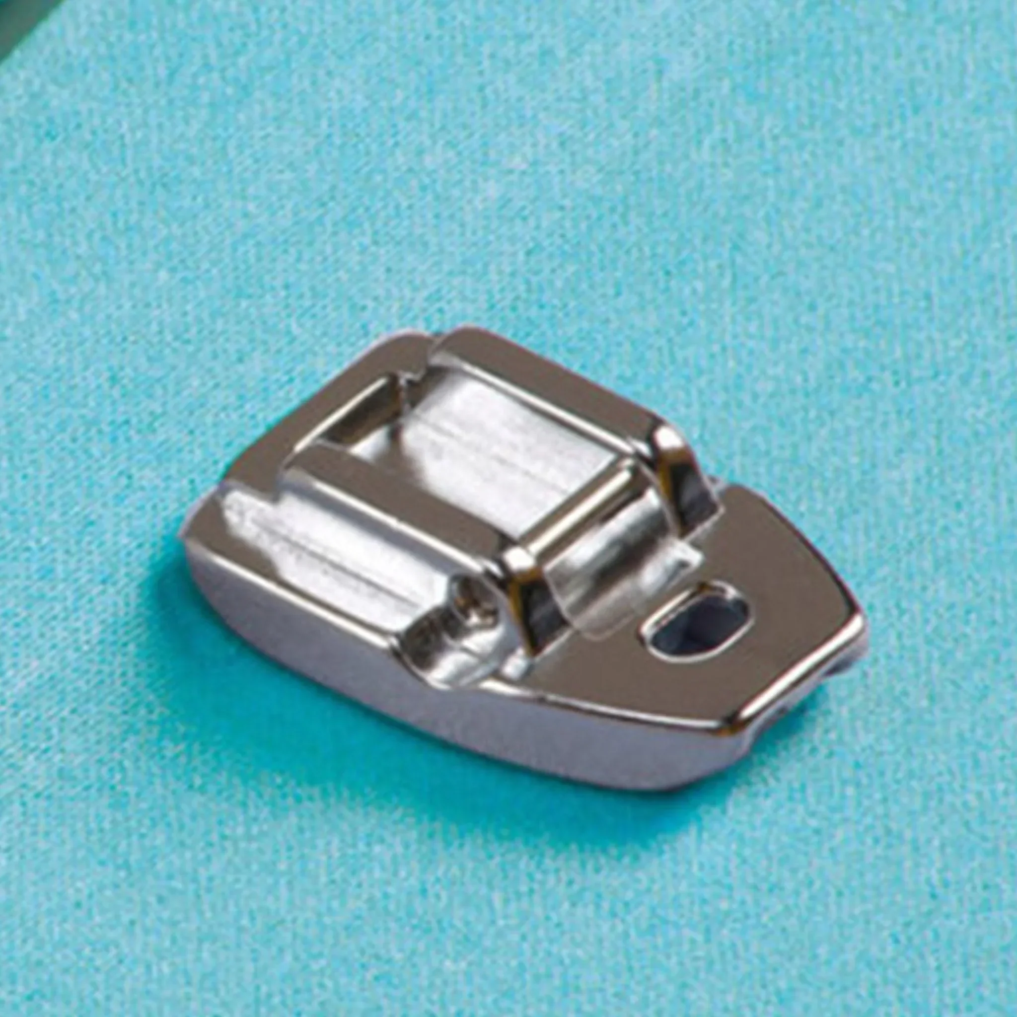 Baby Lock Invisible Zipper Foot (ESG-IZF) (SA128) - Image 3