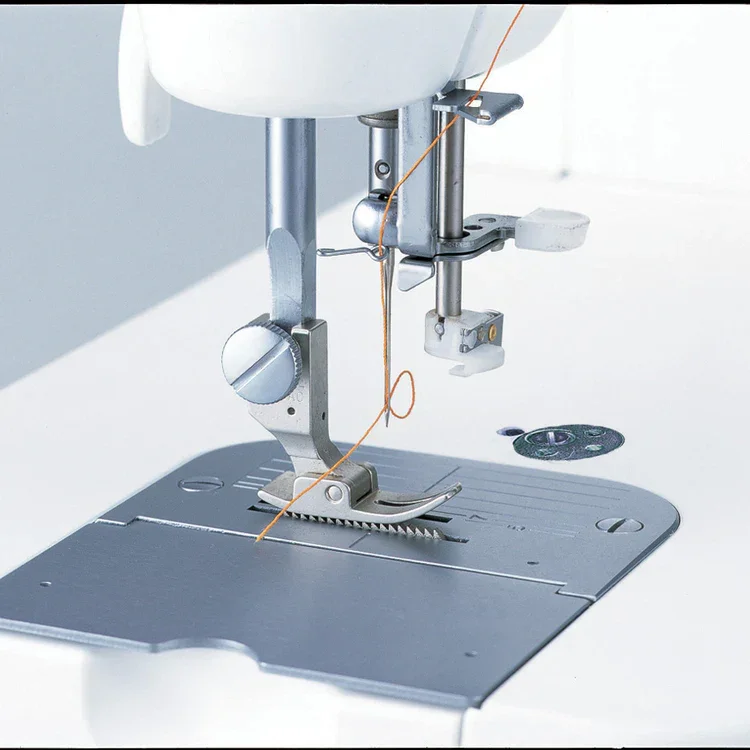 Juki Haruka TL-18QVP Sewing & Quilting Machine - Image 9